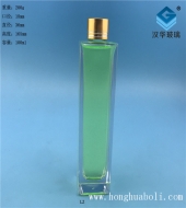 100ml晶白料长方形玻璃小酒瓶